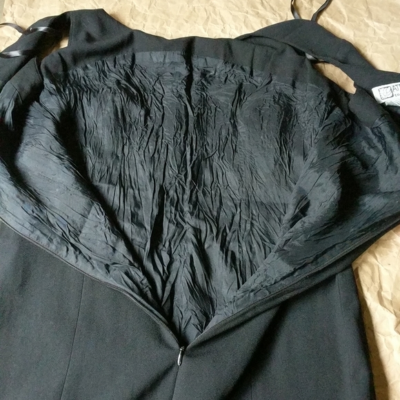 Atrium Collection Sleeveless Black Dress Size 8 - Picture 5 of 11